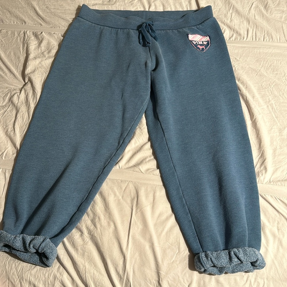 PINK by Victoria’s Secret sweats size M